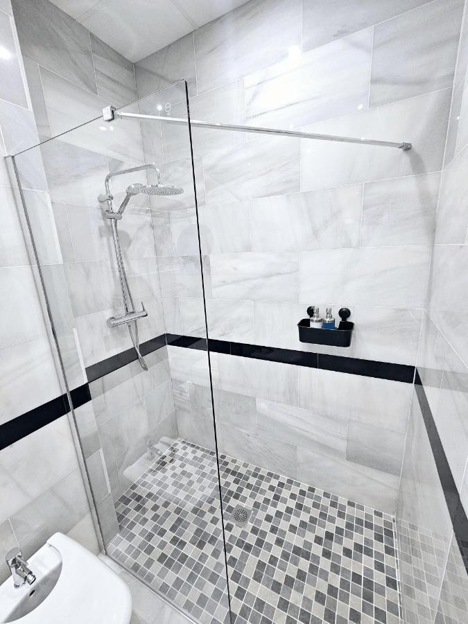 Charlot Center Apartment II Аликанте Экстерьер фото